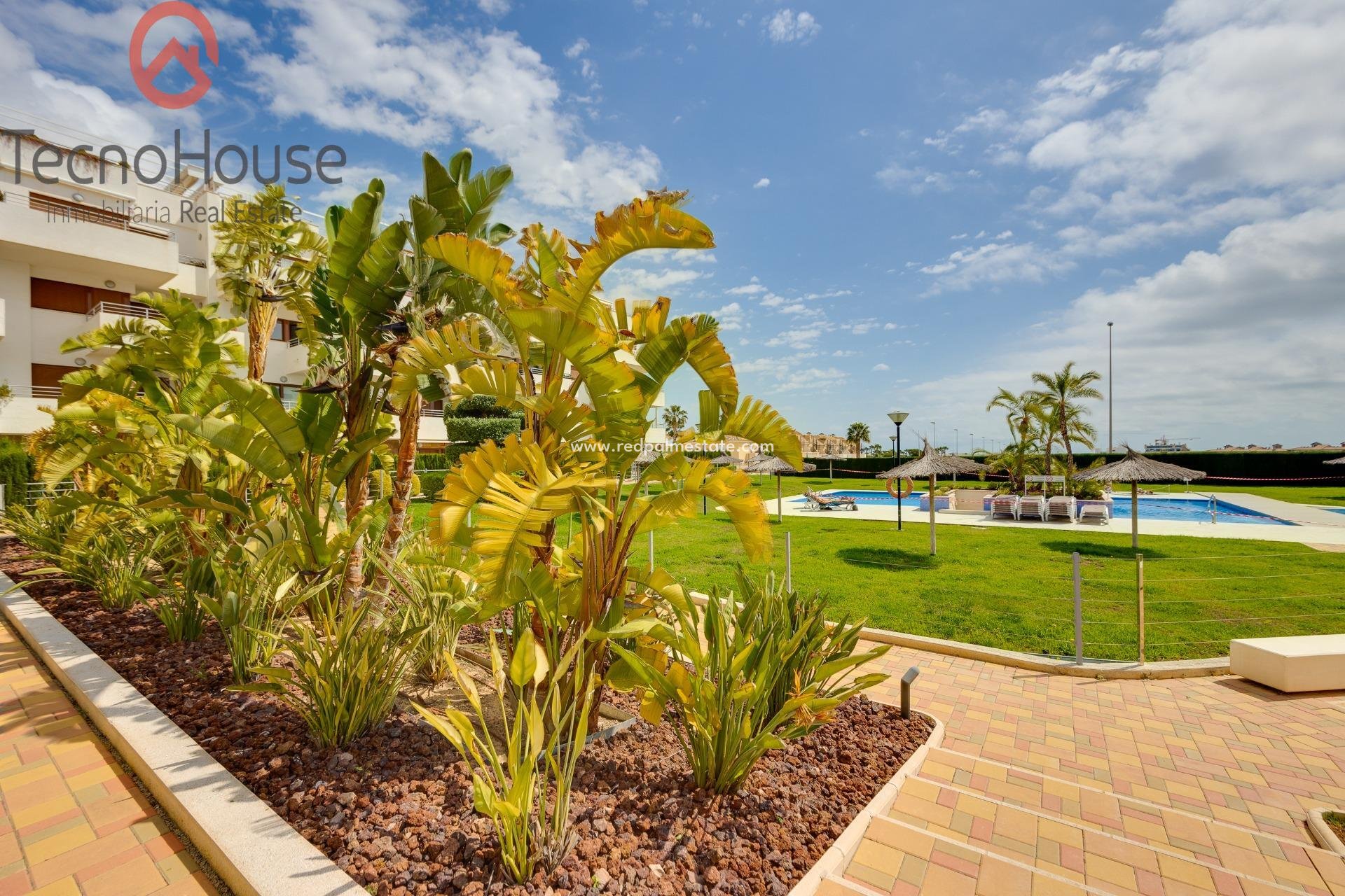 Resale - Apartment -
Orihuela Costa - Lomas de Cabo Roig