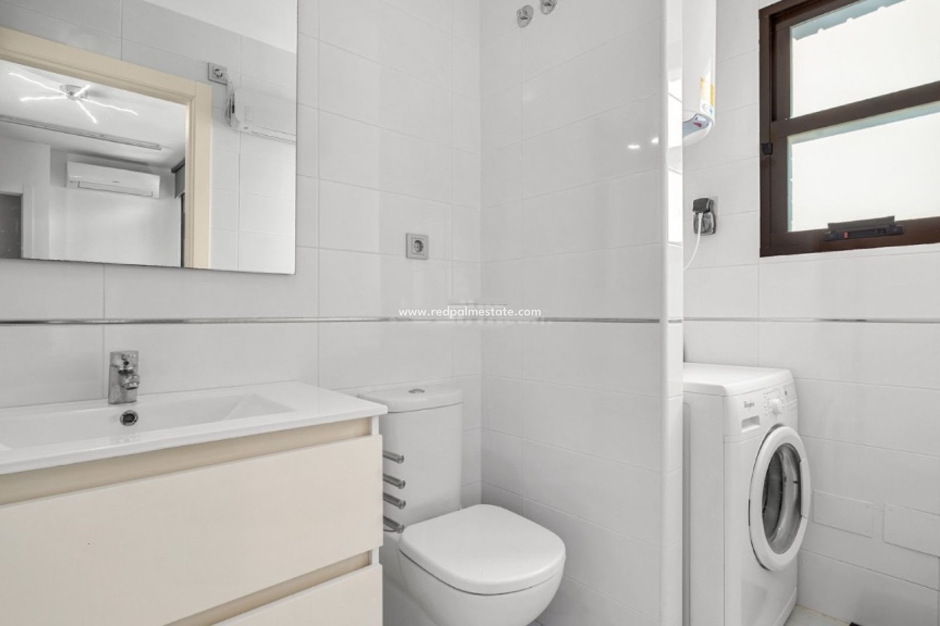 Resale - Apartment -
Orihuela Costa - Lomas de Cabo Roig