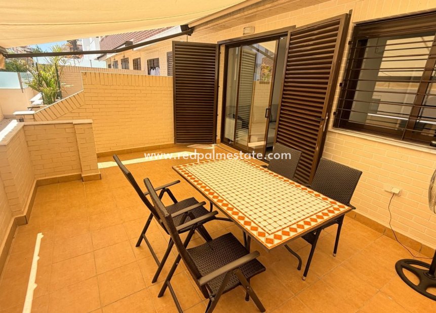 Resale - Apartment -
Orihuela Costa - Lomas de Cabo Roig
