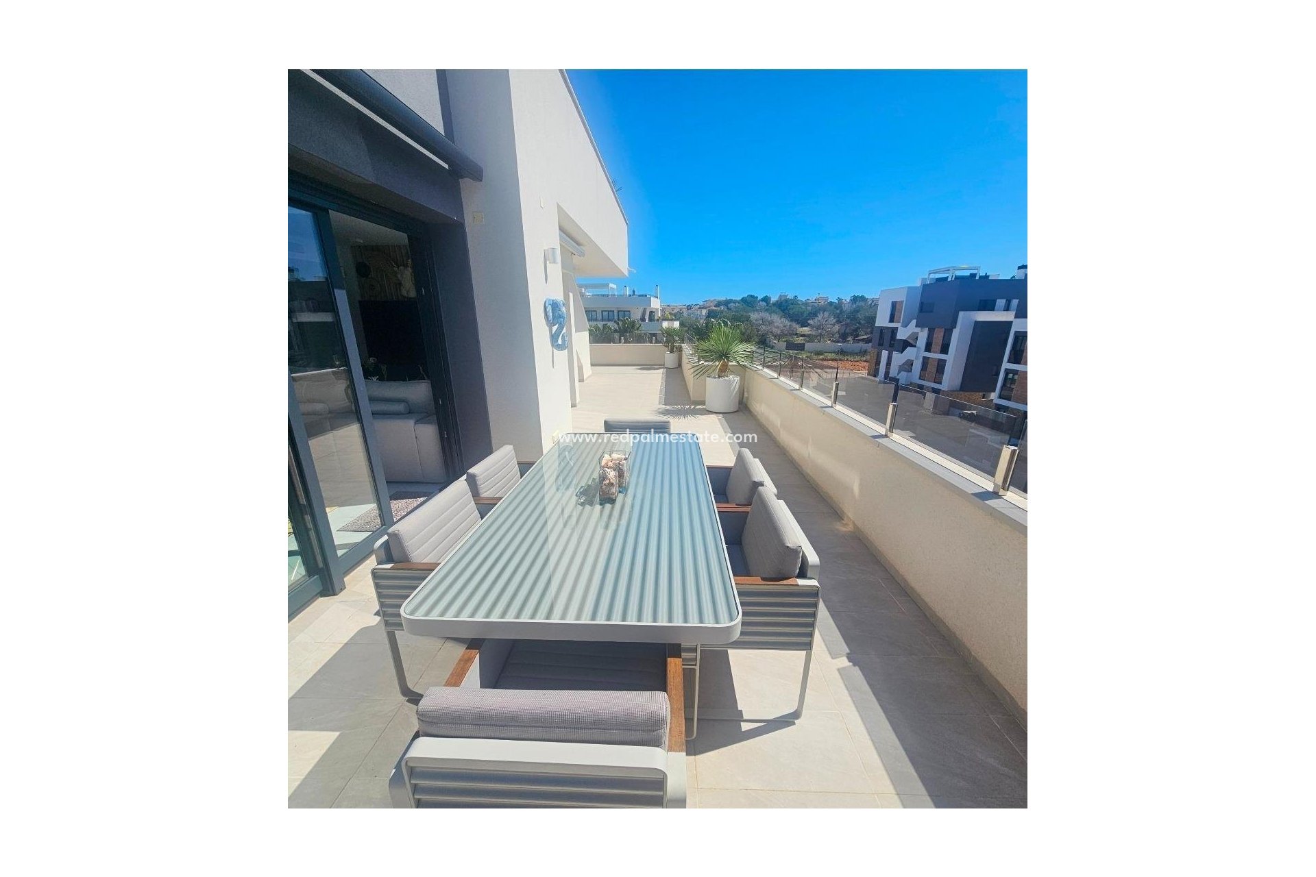 Resale - Apartment -
Orihuela Costa - Los Almendros-la Florida