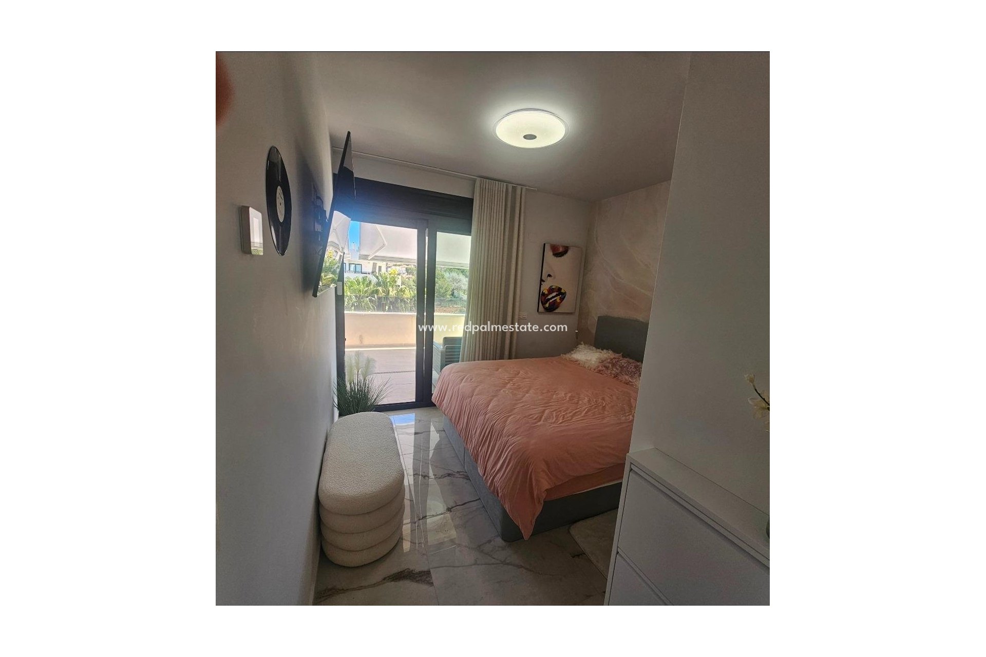 Resale - Apartment -
Orihuela Costa - Los Almendros-la Florida