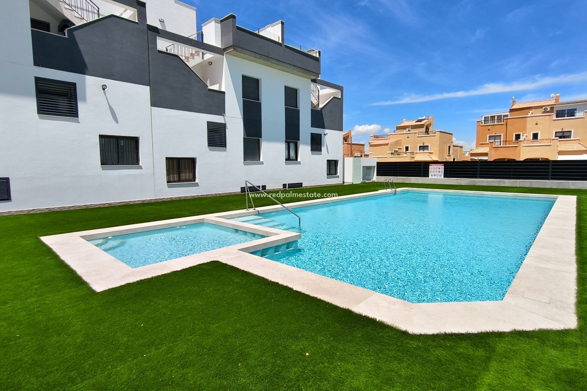 Resale - Apartment -
Orihuela Costa - Los altos