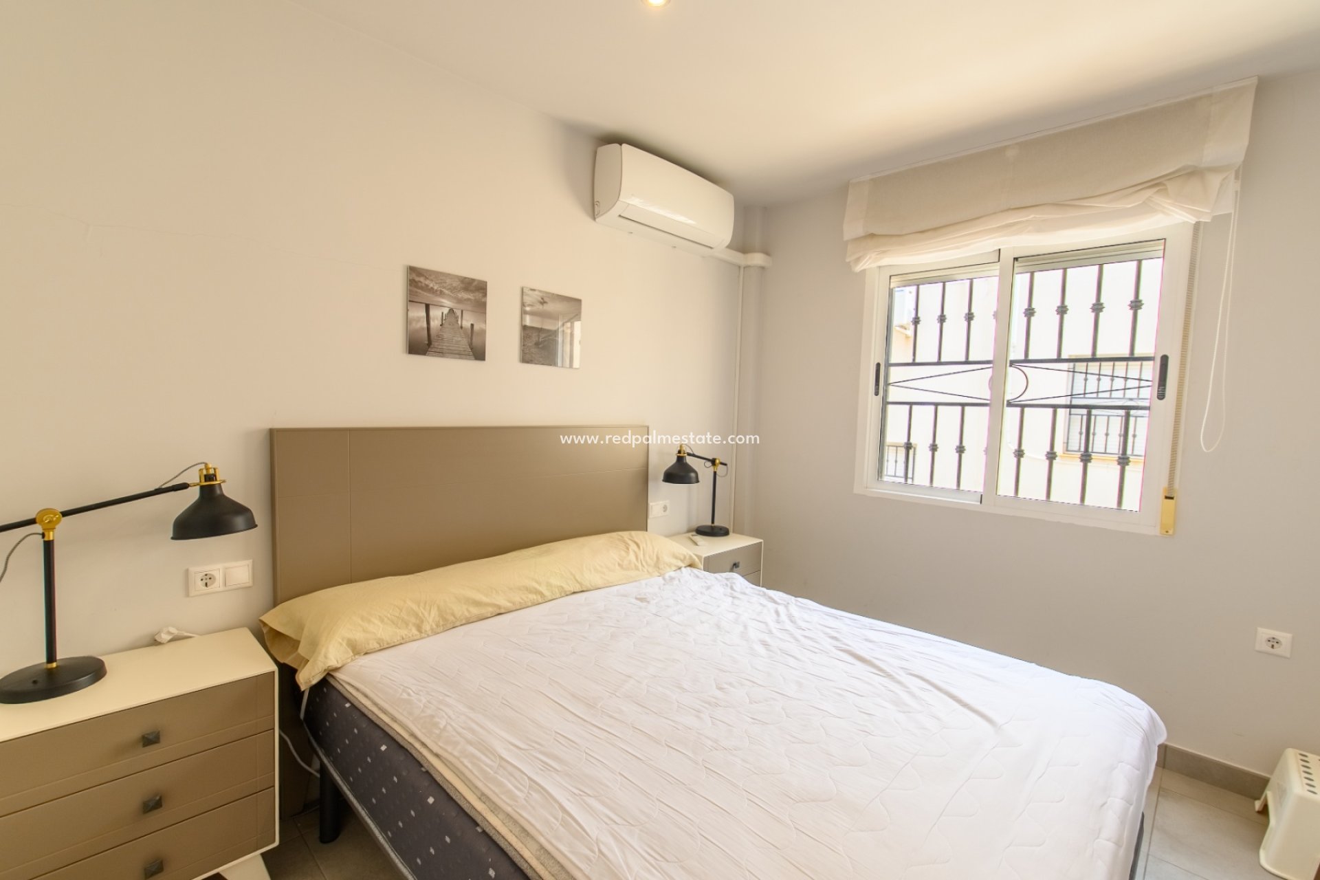 Resale - Apartment -
Orihuela Costa - Los altos