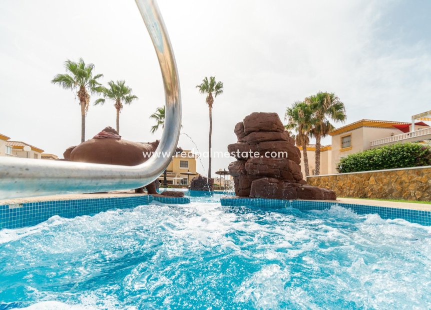 Resale - Apartment -
Orihuela Costa - Los Dolses