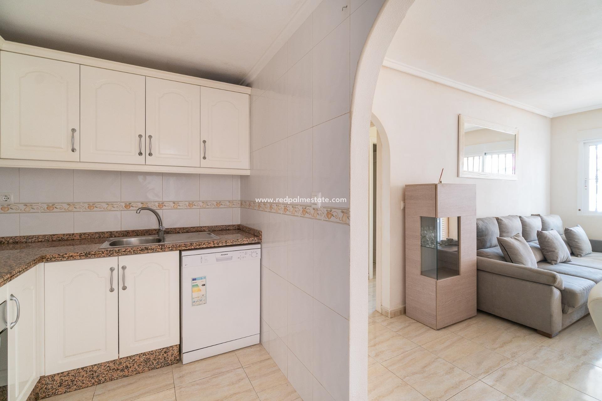 Resale - Apartment -
Orihuela Costa - Los Dolses
