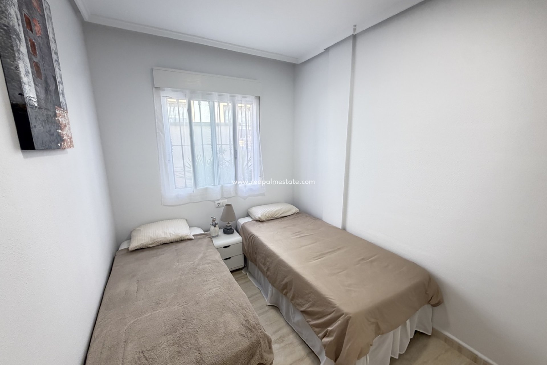 Resale - Apartment -
Orihuela Costa - Los Dolses