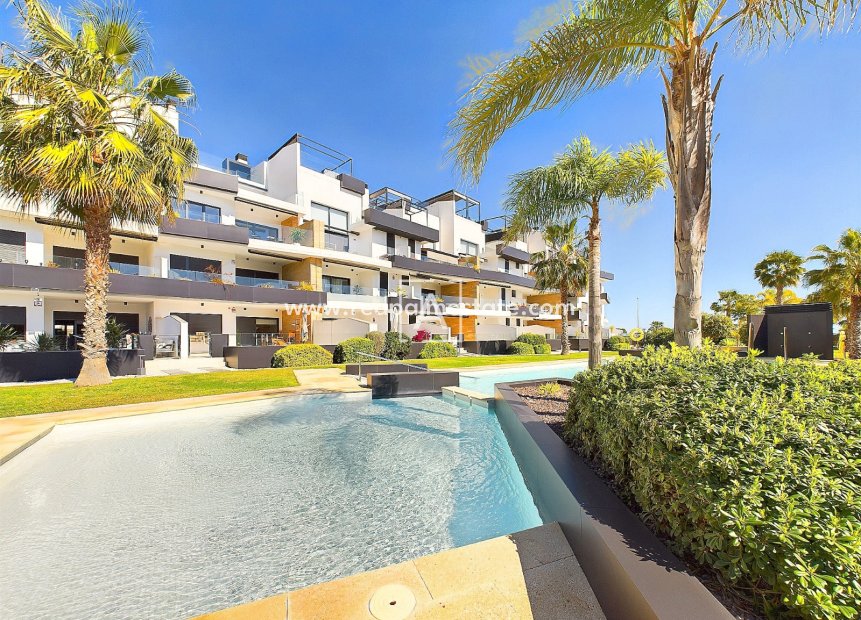 Resale - Apartment -
Orihuela Costa - Los Dolses