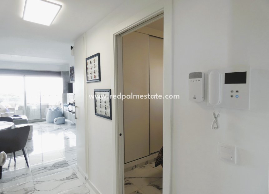 Resale - Apartment -
Orihuela Costa - Los Dolses