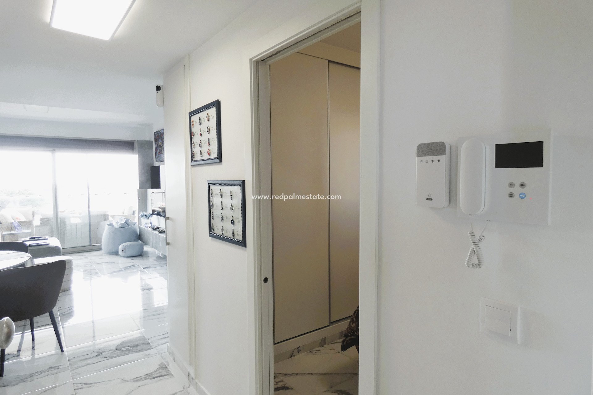 Resale - Apartment -
Orihuela Costa - Los Dolses