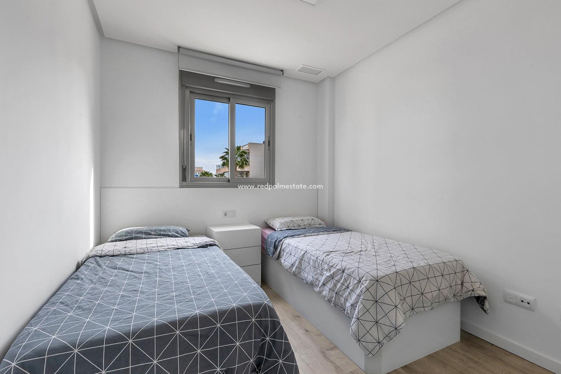 Resale - Apartment -
Orihuela Costa - Los Dolses