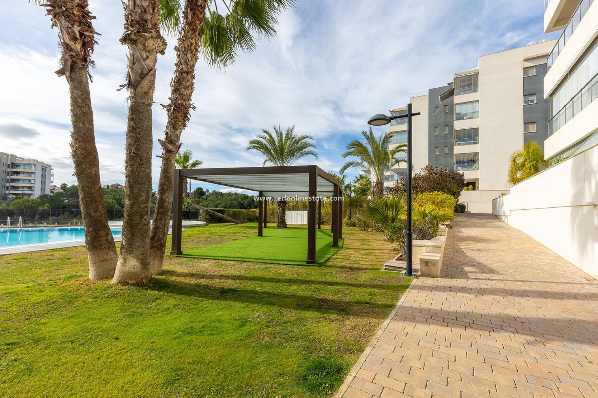 Resale - Apartment -
Orihuela Costa - Los Dolses