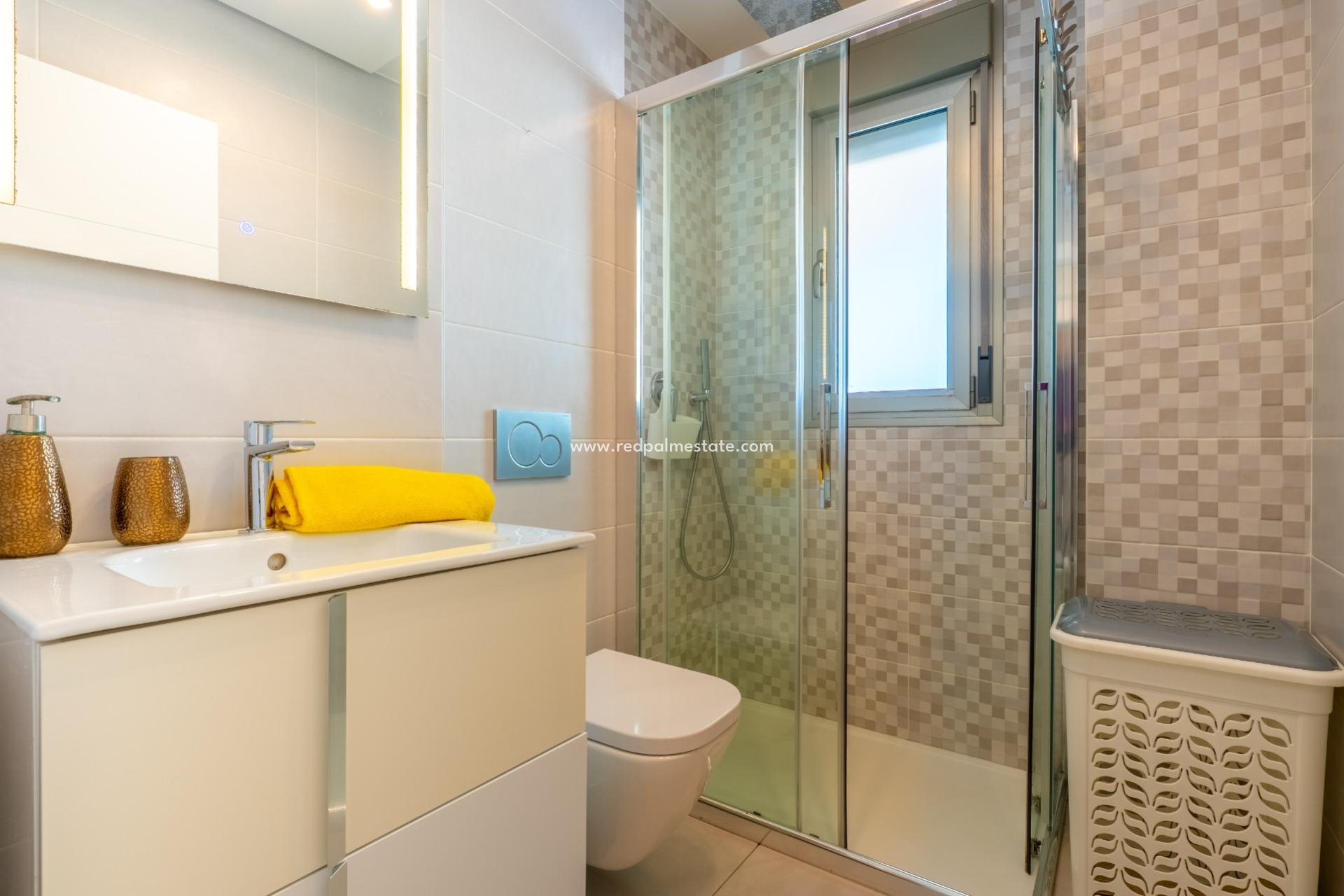 Resale - Apartment -
Orihuela Costa - Los Dolses