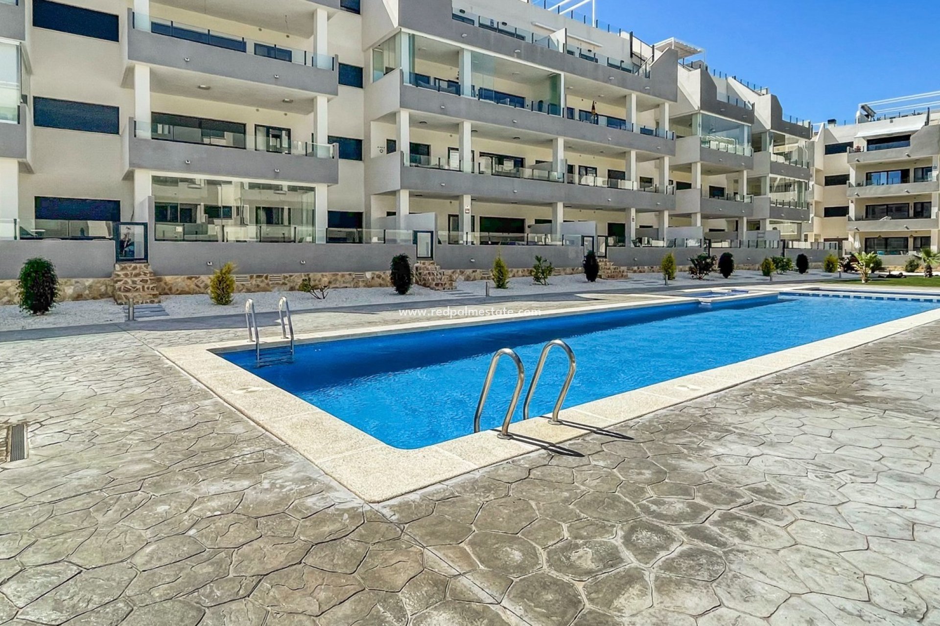 Resale - Apartment -
Orihuela Costa - Los Dolses