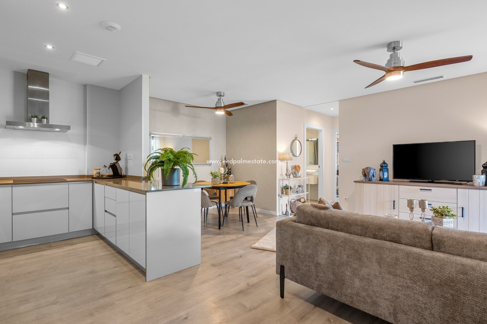 Resale - Apartment -
Orihuela Costa - Los Dolses