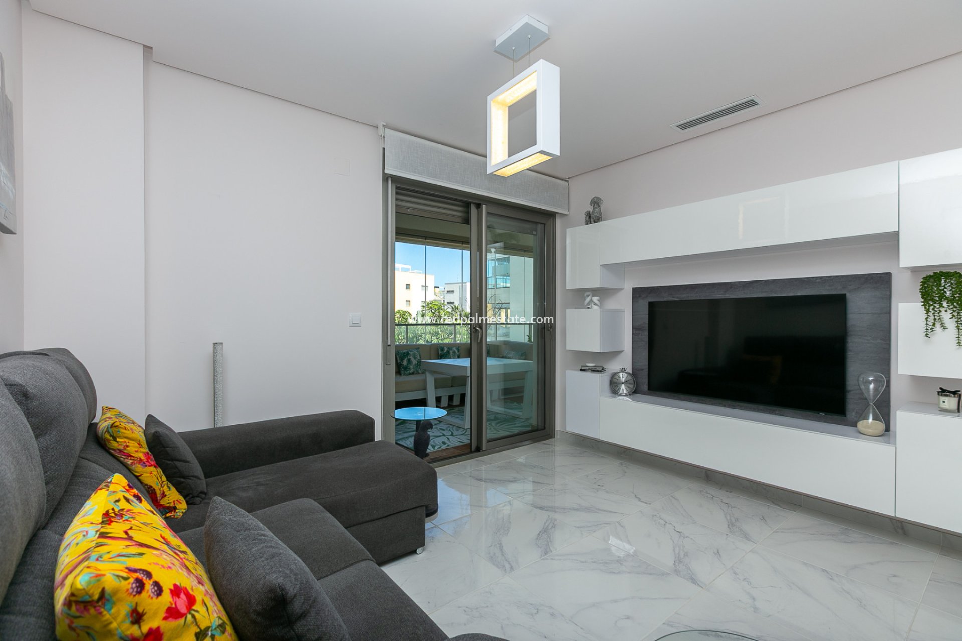Resale - Apartment -
Orihuela Costa - Pimienta