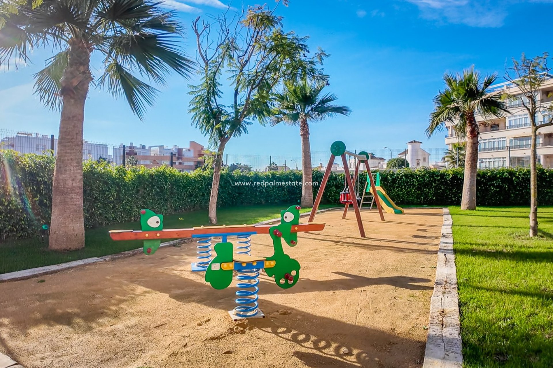 Resale - Apartment -
Orihuela Costa - Playa Flamenca