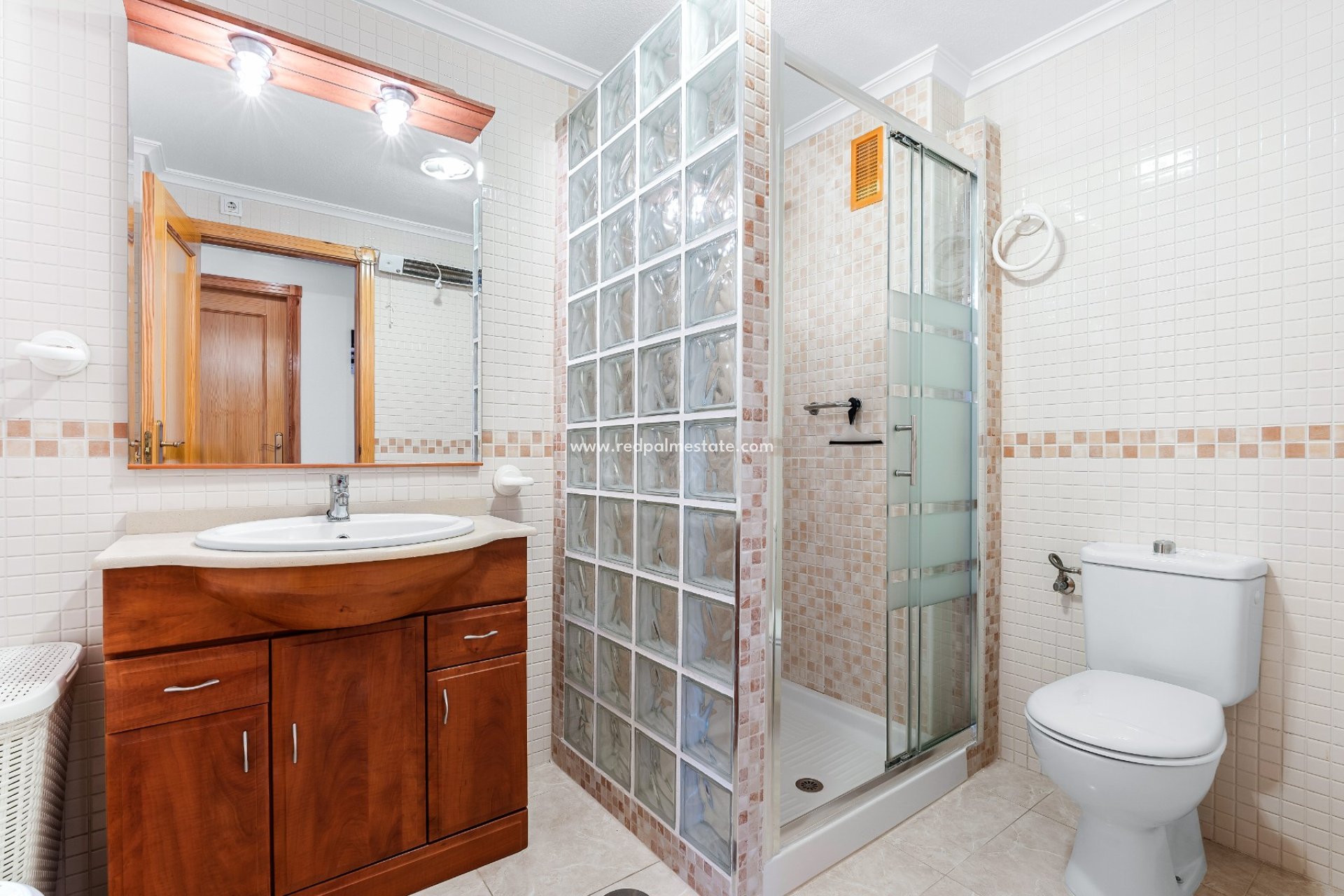 Resale - Apartment -
Orihuela Costa - Playa Flamenca