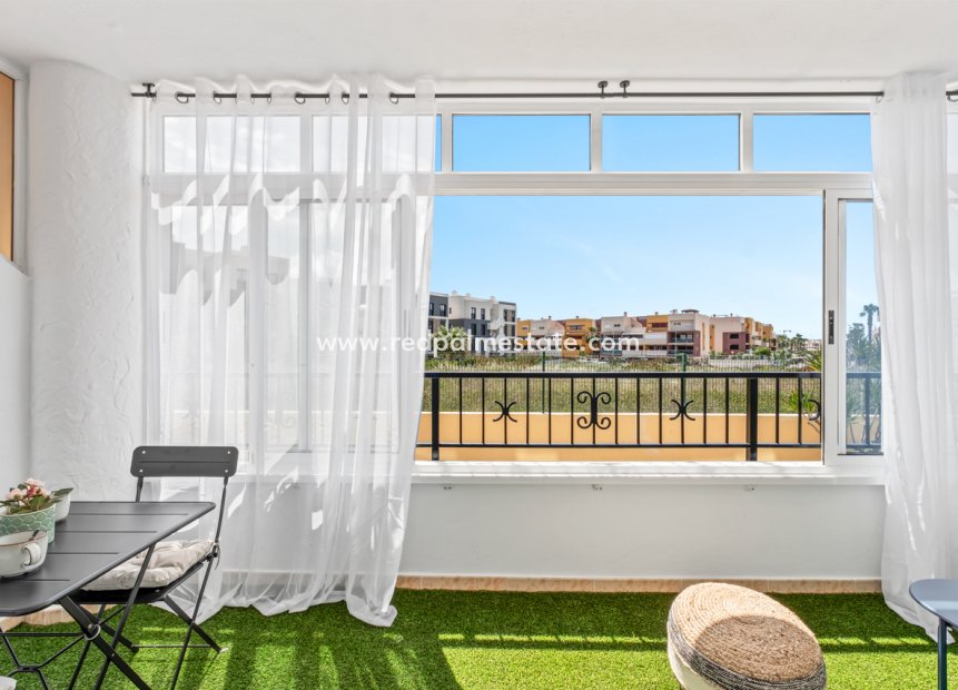 Resale - Apartment -
Orihuela Costa - Playa Flamenca