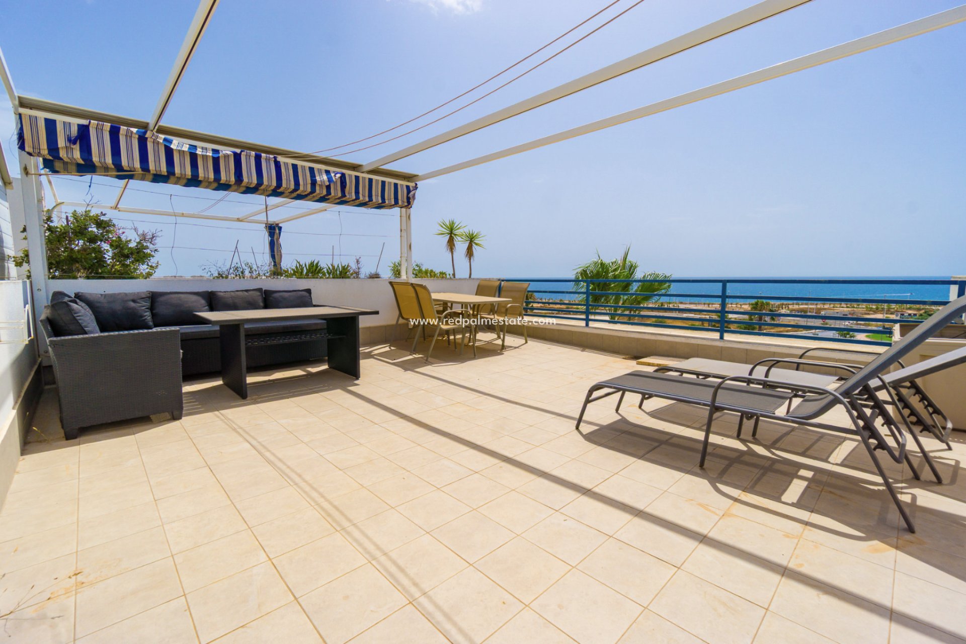 Resale - Apartment -
Orihuela Costa - Playa Flamenca