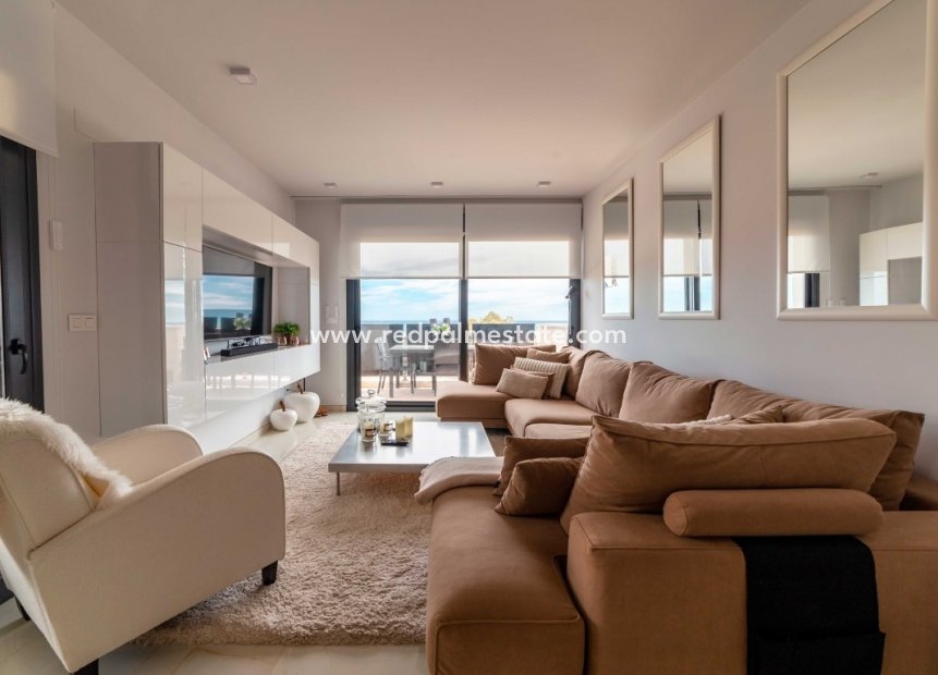 Resale - Apartment -
Orihuela Costa - Playa Flamenca