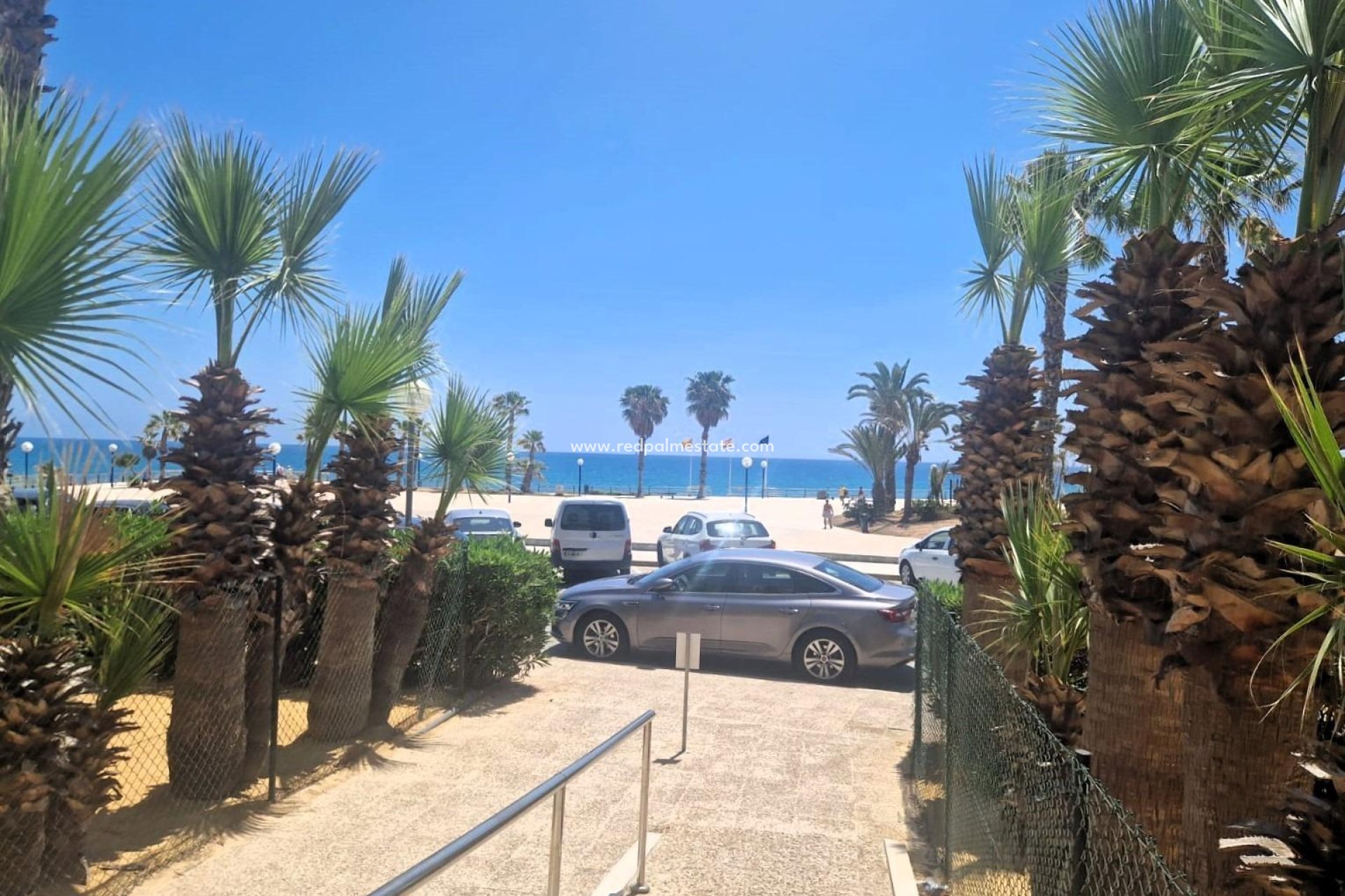 Resale - Apartment -
Orihuela Costa - Playa Flamenca