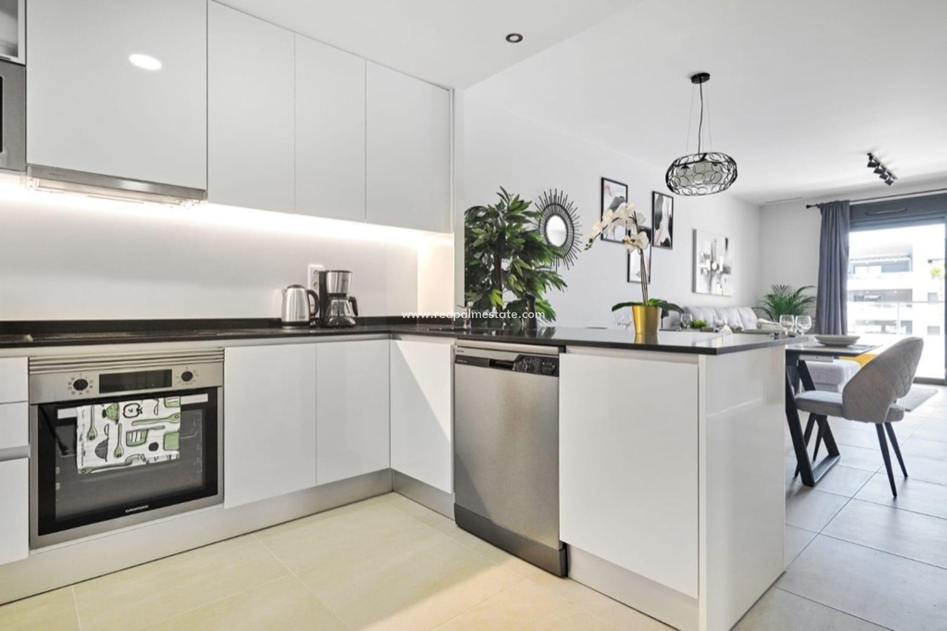 Resale - Apartment -
Orihuela Costa - Playa Flamenca