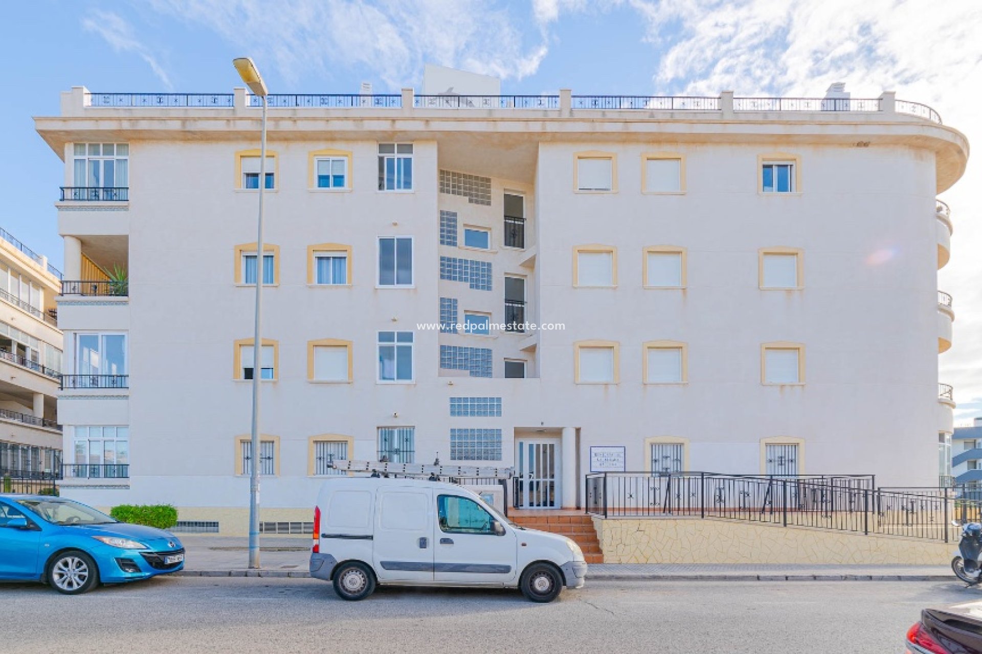 Resale - Apartment -
Orihuela Costa - Playa Flamenca