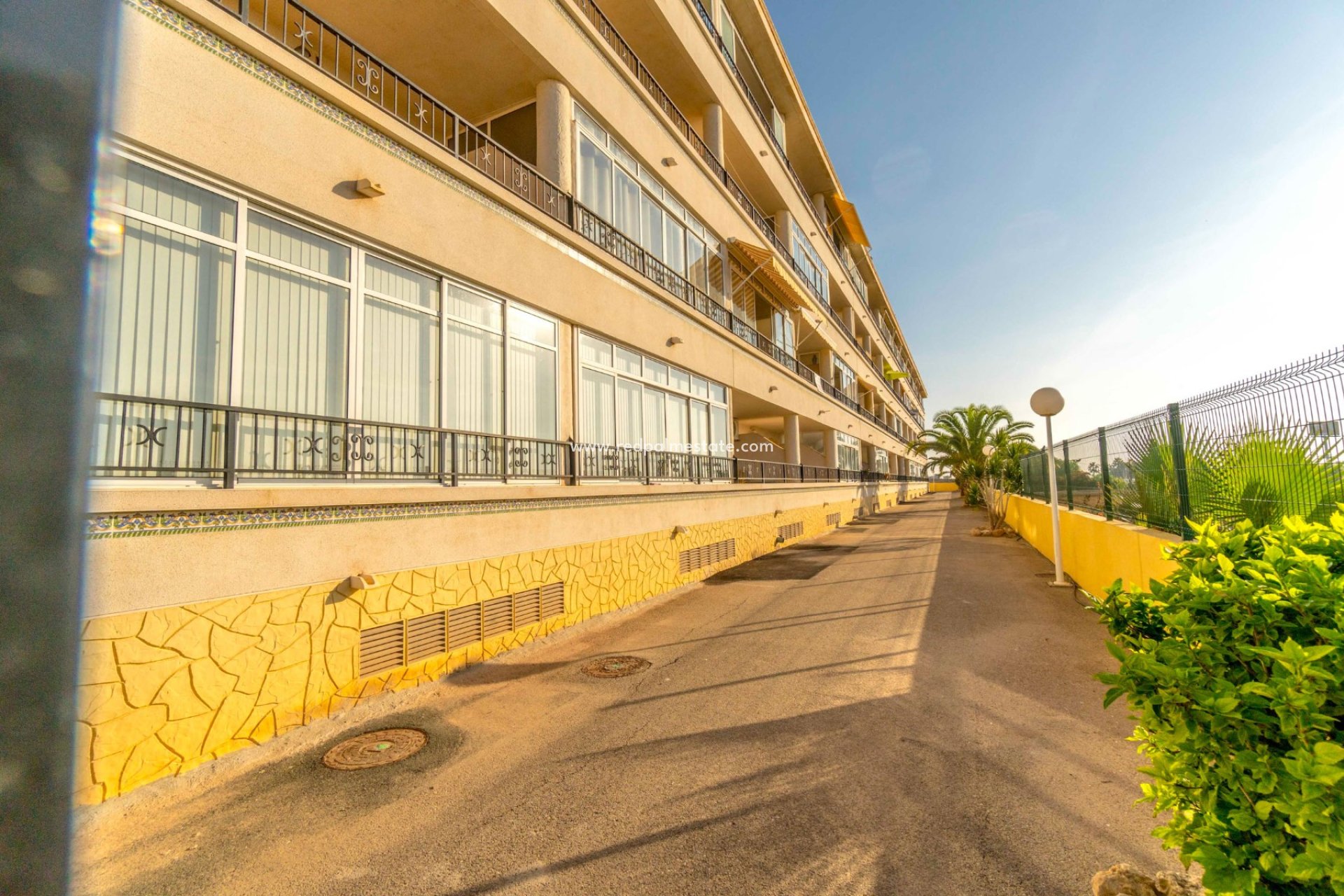 Resale - Apartment -
Orihuela Costa - Playa Flamenca