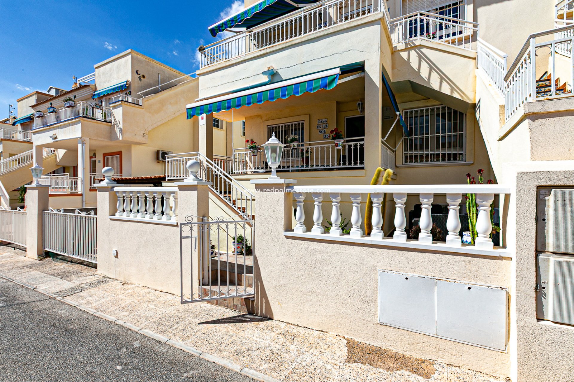 Resale - Apartment -
Orihuela Costa - Playa Flamenca
