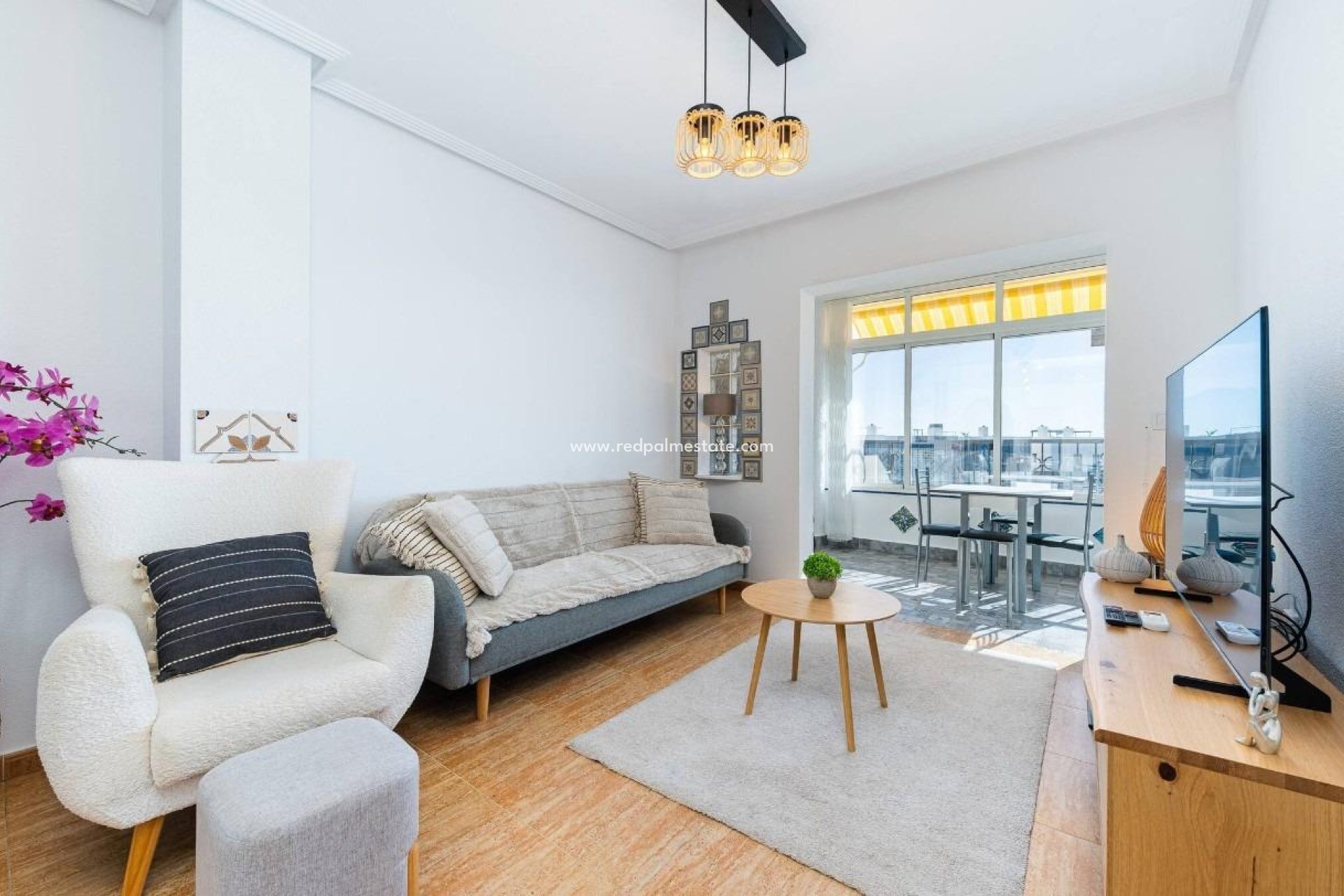 Resale - Apartment -
Orihuela Costa - Playa Flamenca