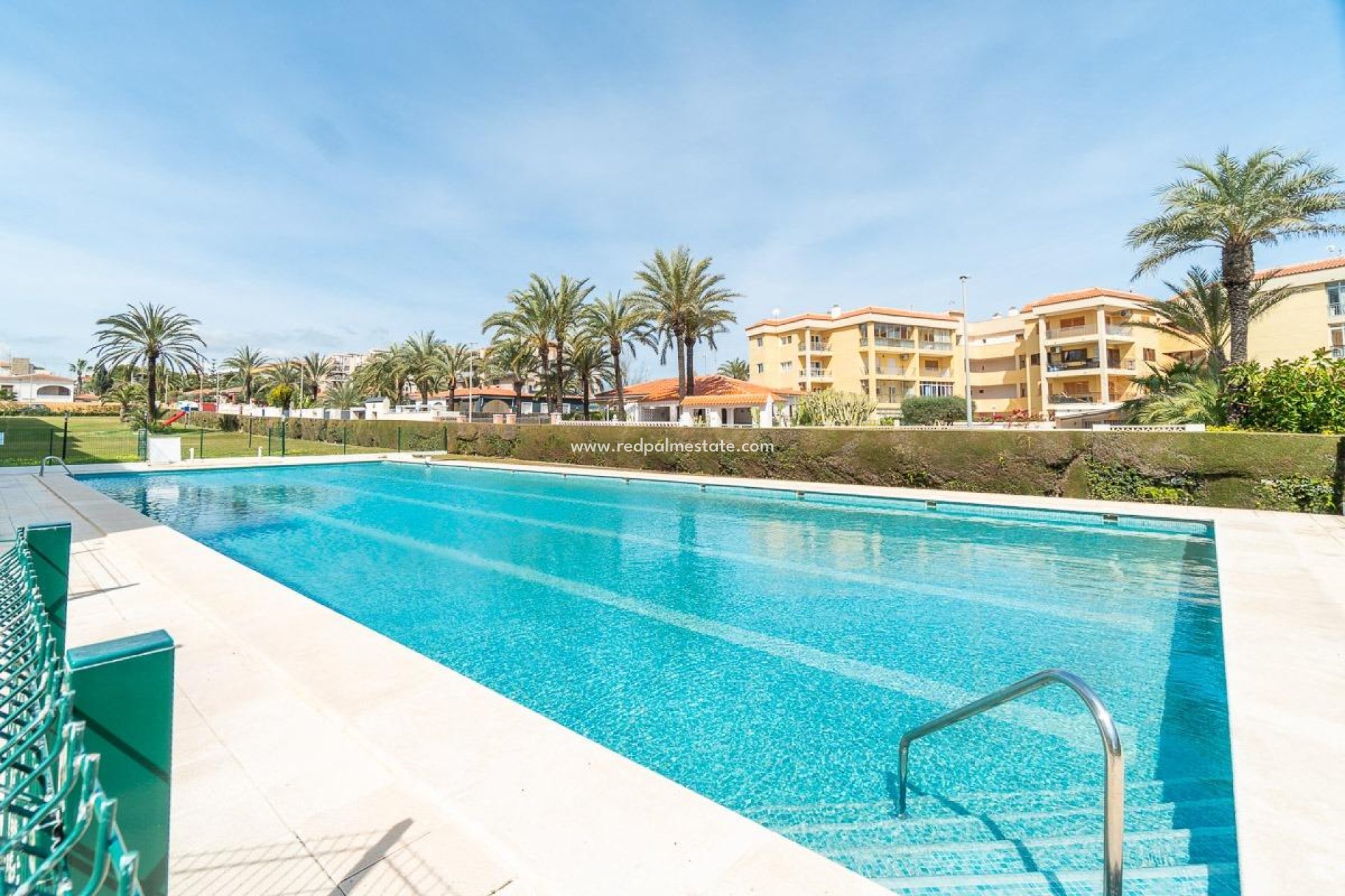 Resale - Apartment -
Orihuela Costa - Punta prima