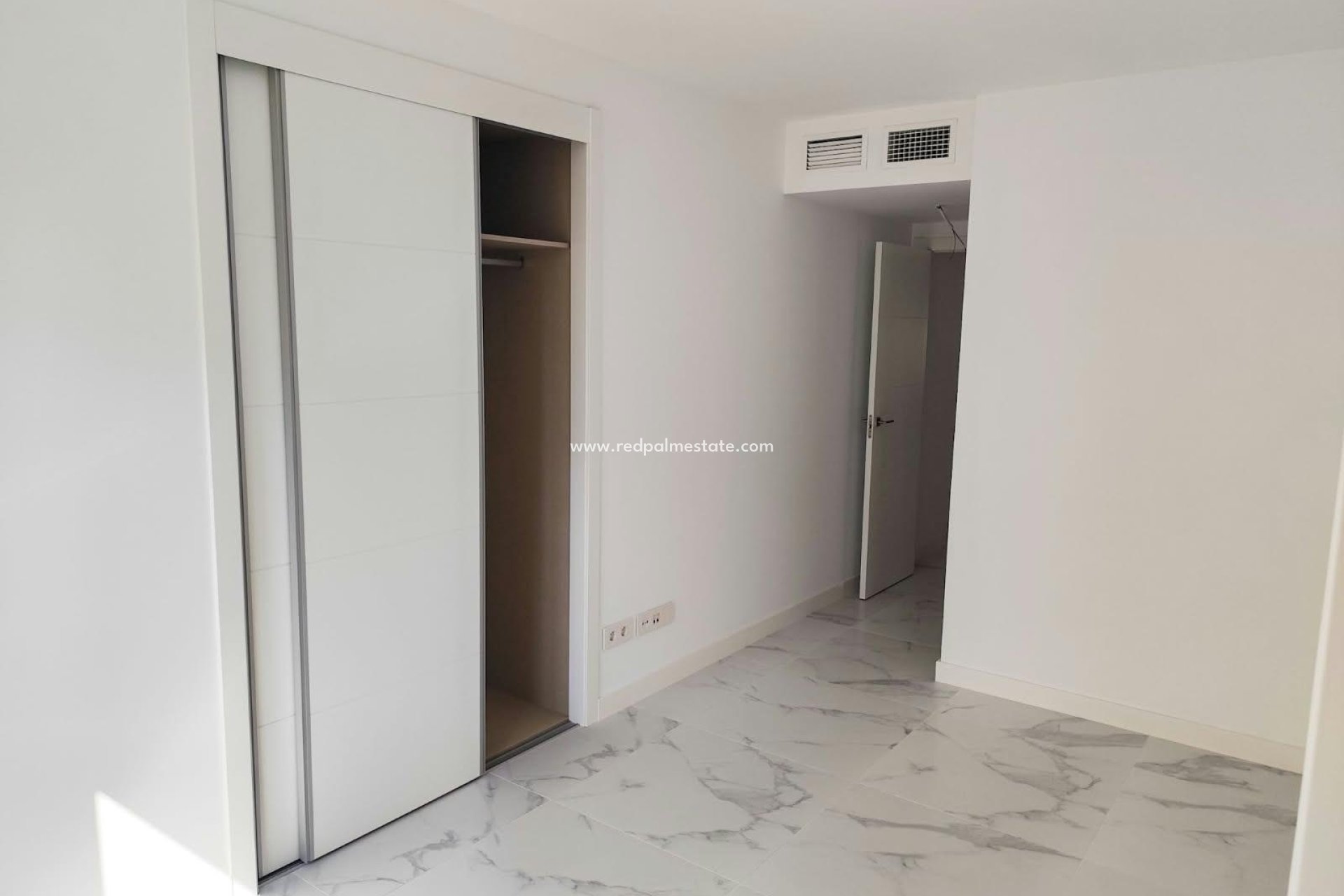 Resale - Apartment -
Orihuela Costa - Punta prima