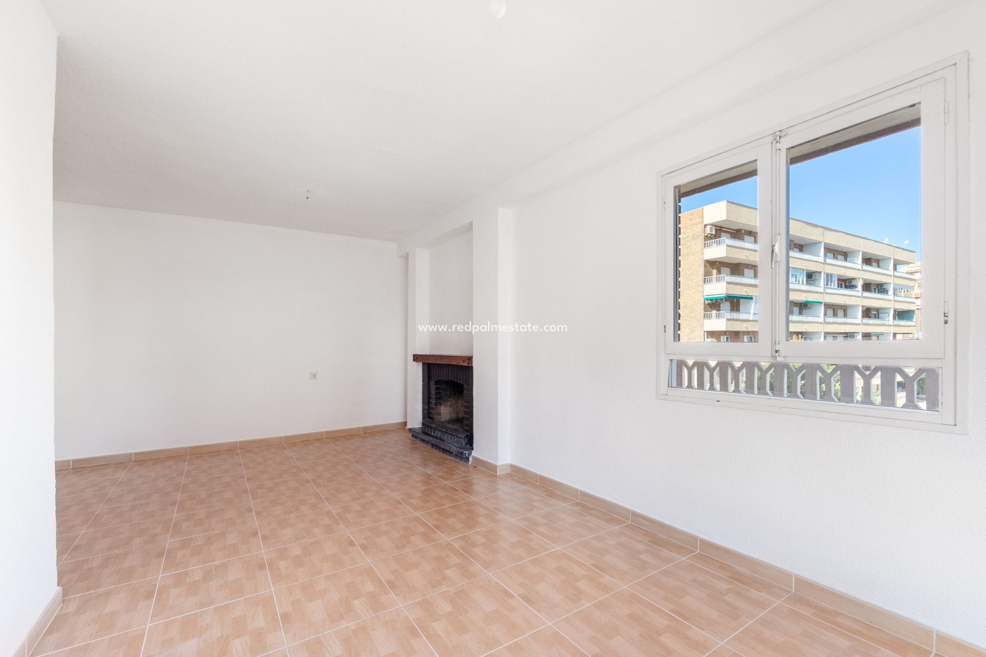 Resale - Apartment -
Orihuela Costa - Punta Prima