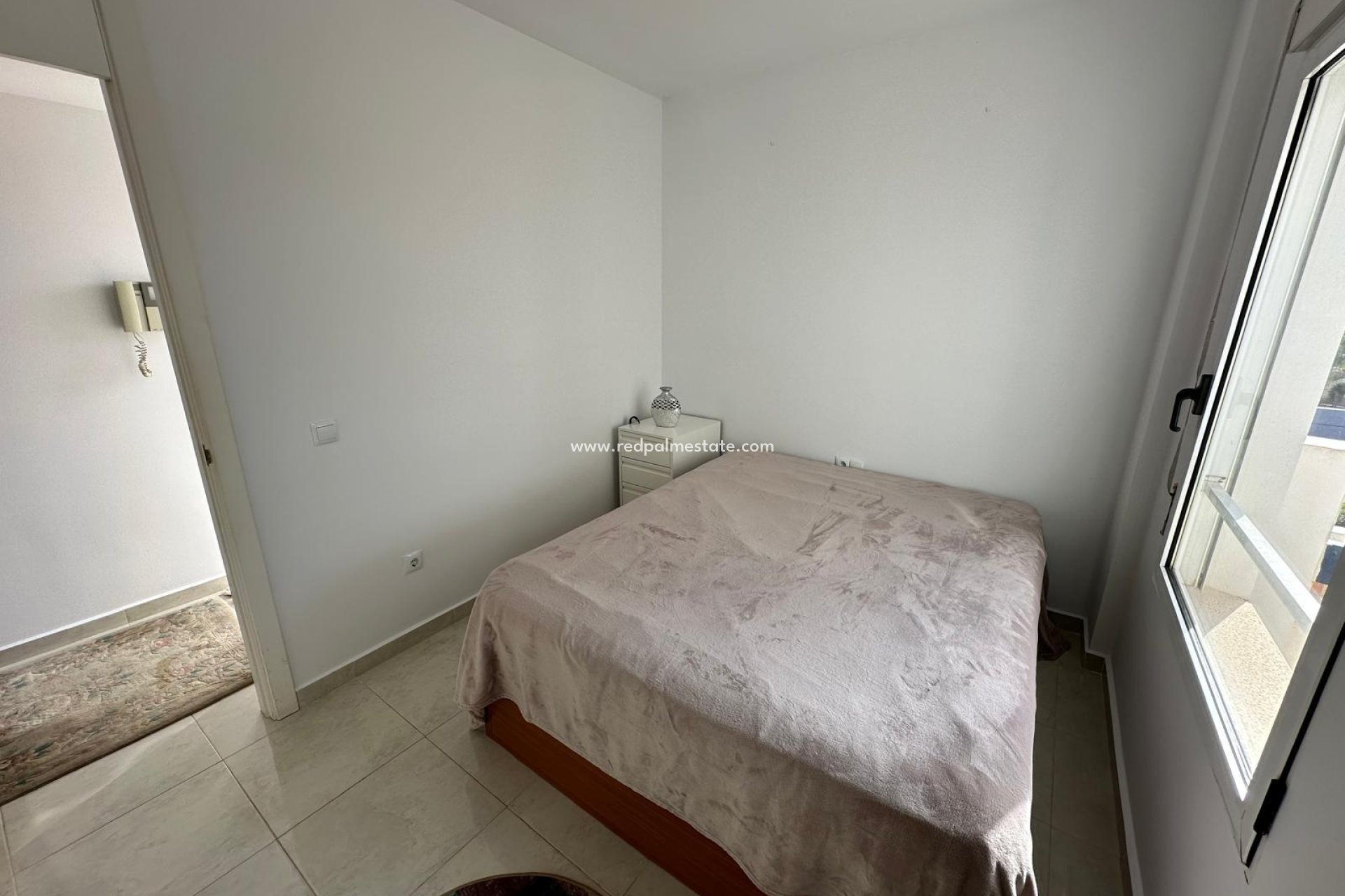 Resale - Apartment -
Orihuela Costa - Punta Prima