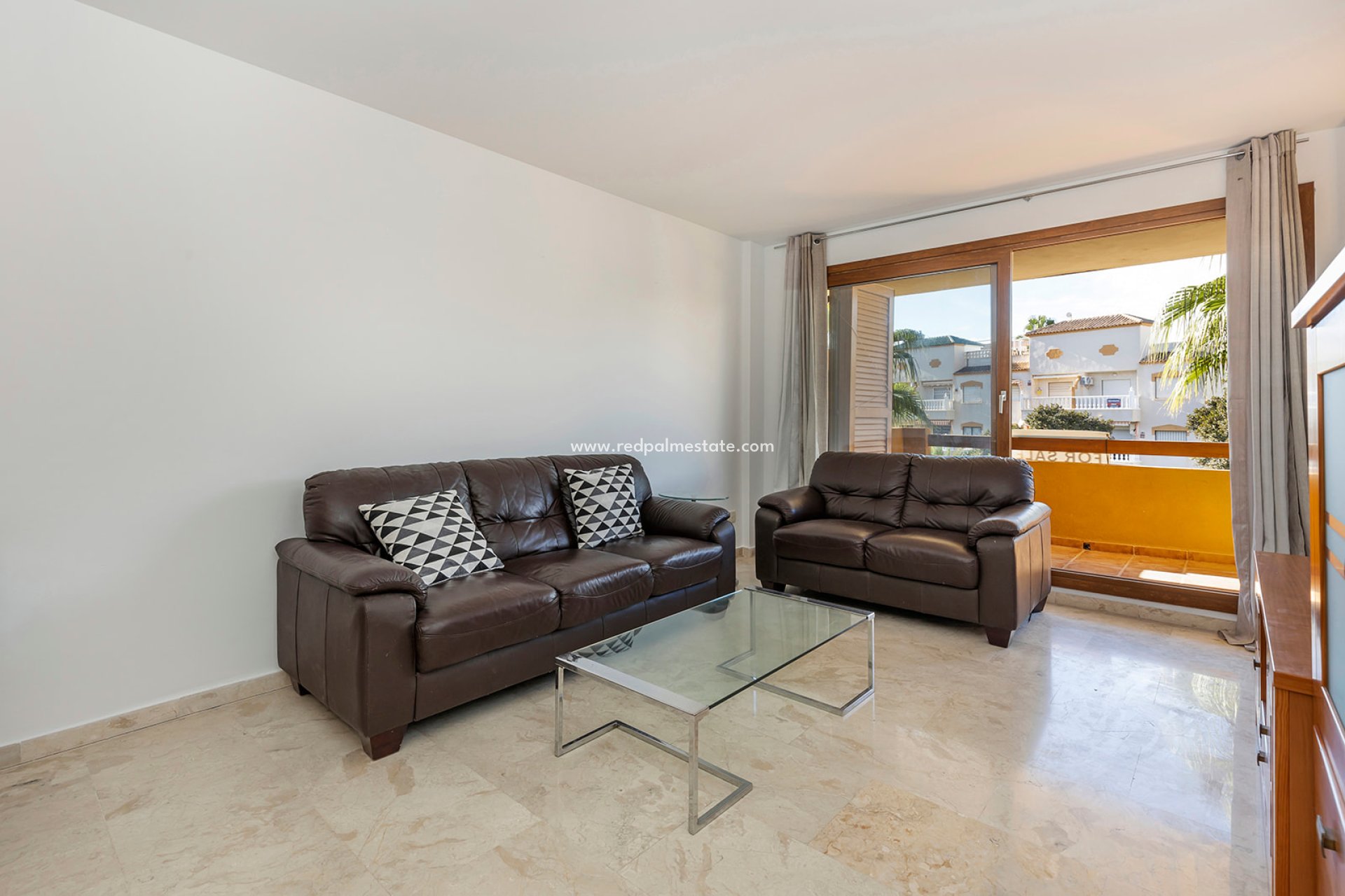 Resale - Apartment -
Orihuela Costa - Punta Prima