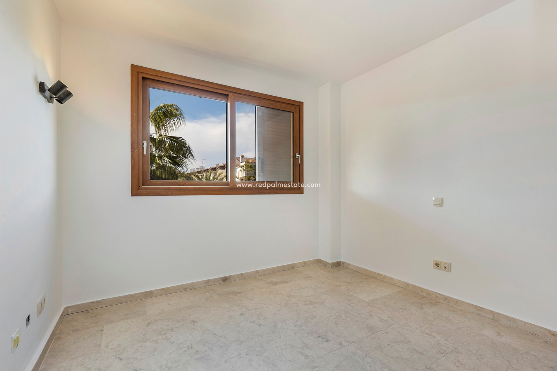 Resale - Apartment -
Orihuela Costa - Punta Prima