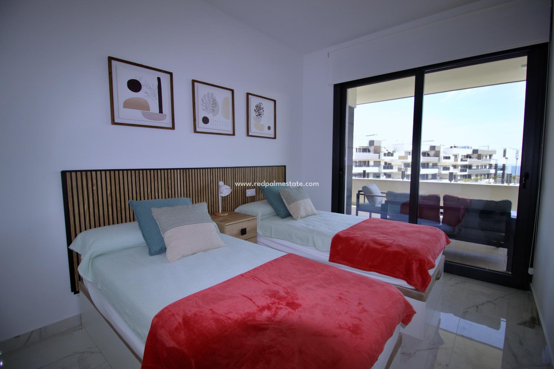 Resale - Apartment -
Orihuela Costa - Punta prima