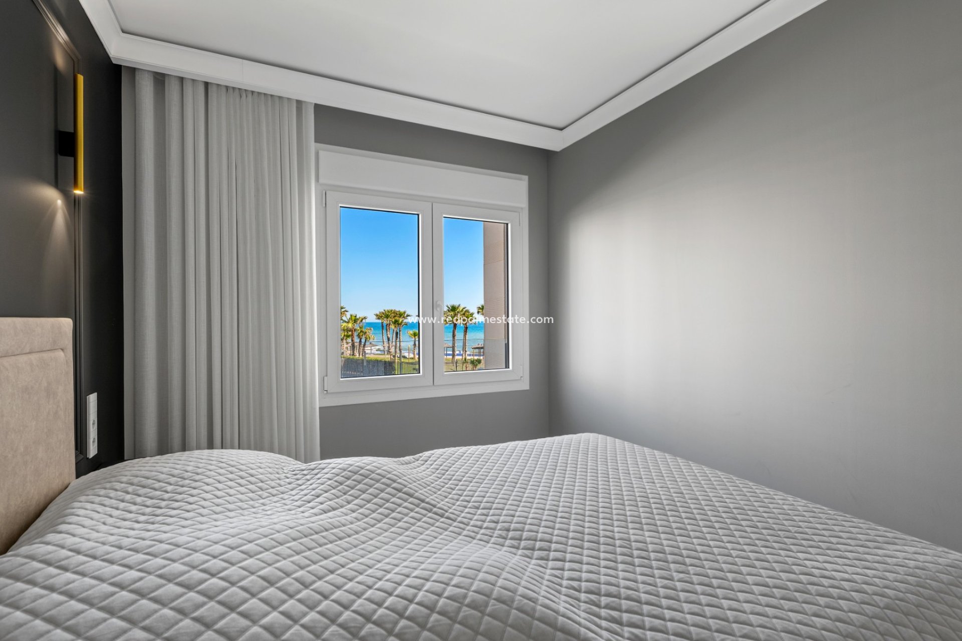 Resale - Apartment -
Orihuela Costa - Punta prima