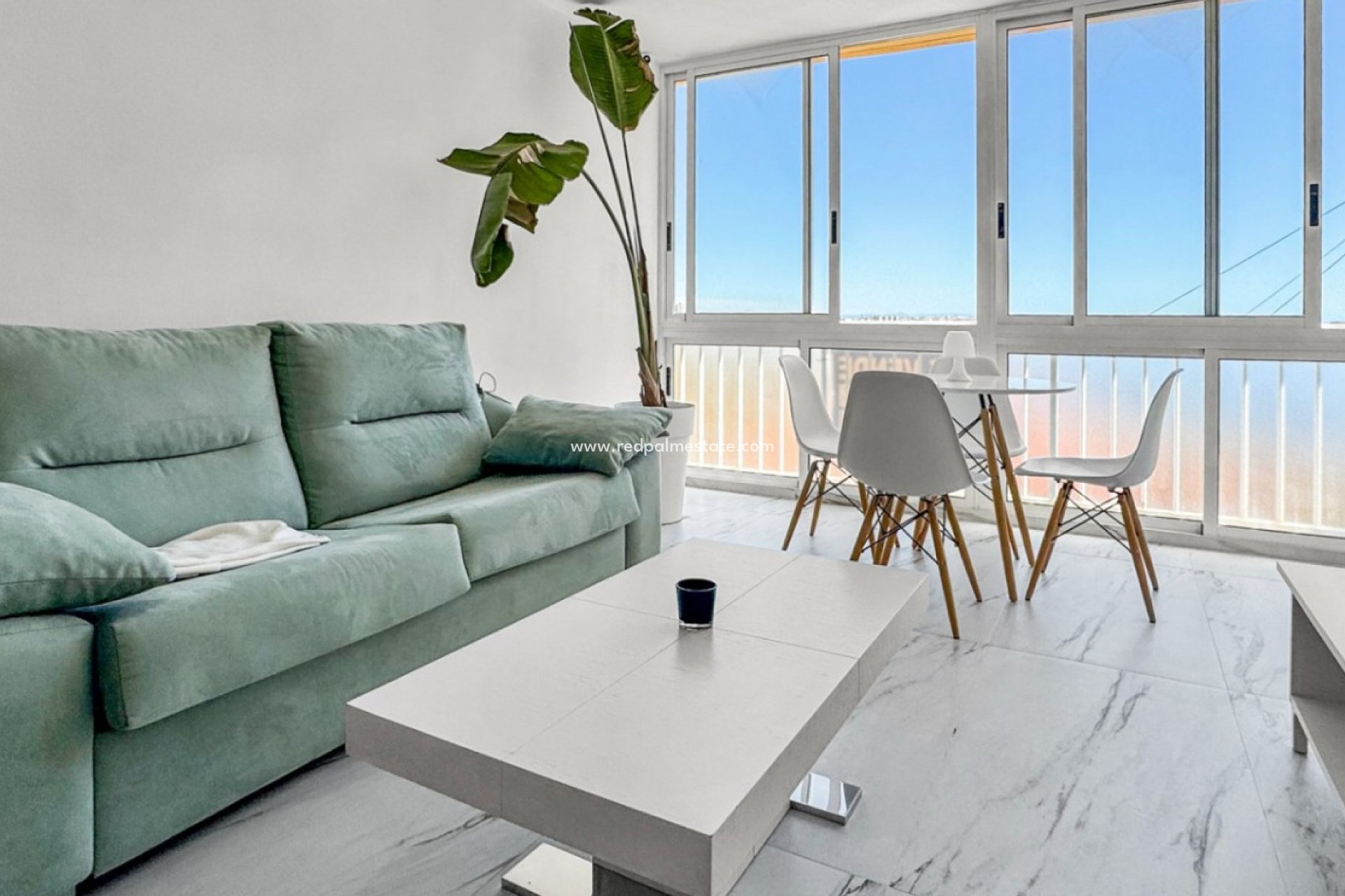 Resale - Apartment -
Orihuela Costa - Punta prima