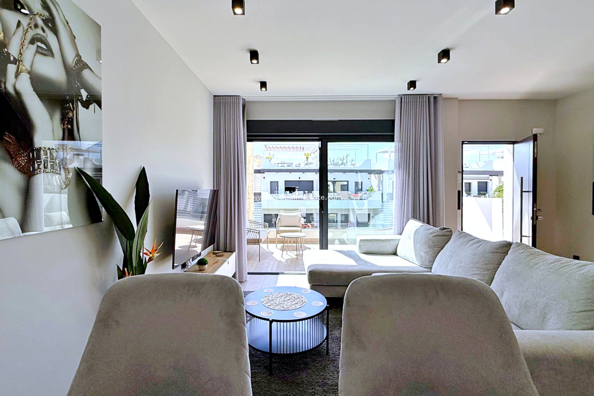 Resale - Apartment -
Orihuela Costa - Punta prima