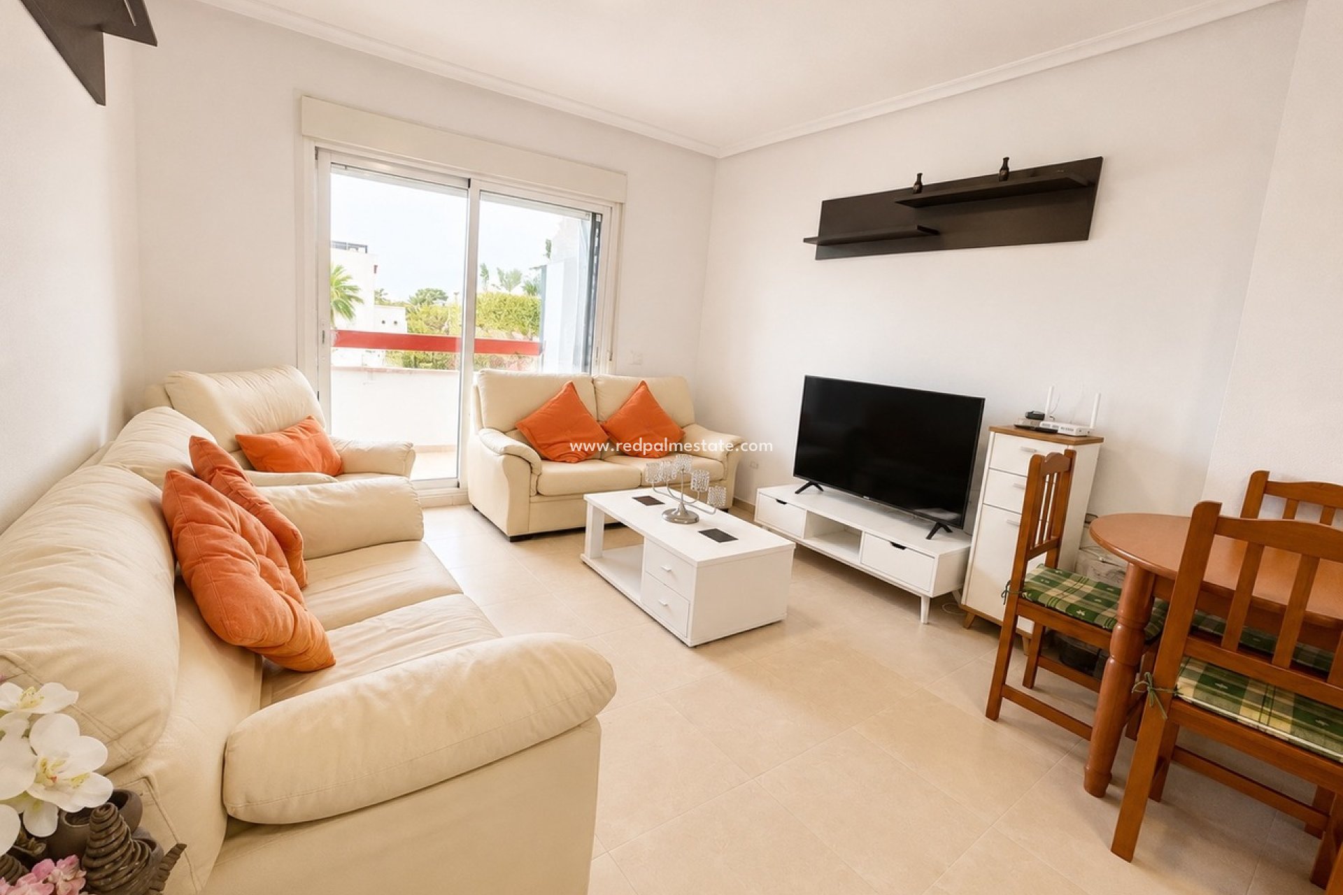 Resale - Apartment -
Orihuela Costa - Villamartín