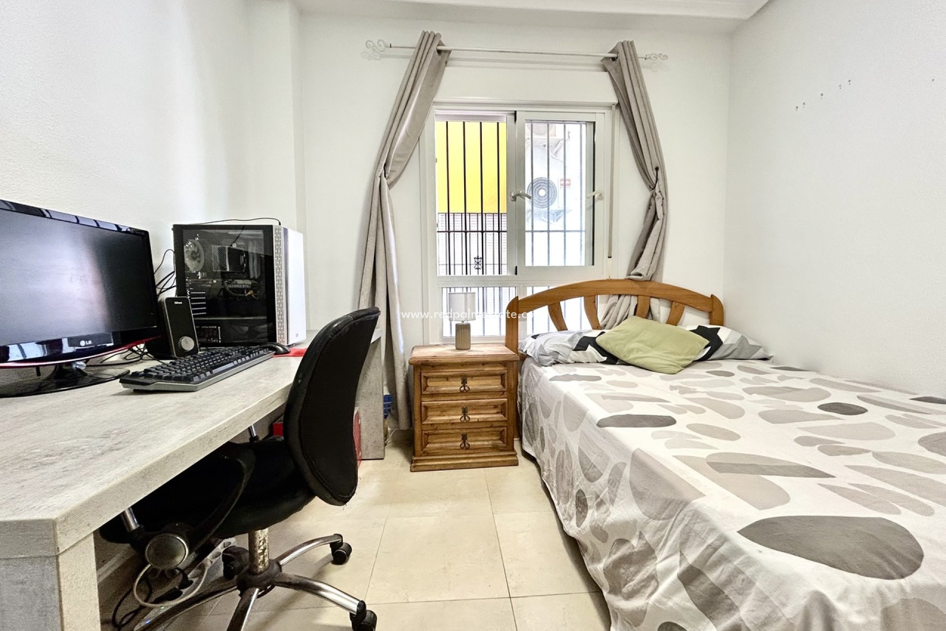 Resale - Apartment -
Orihuela Costa - Villamartín