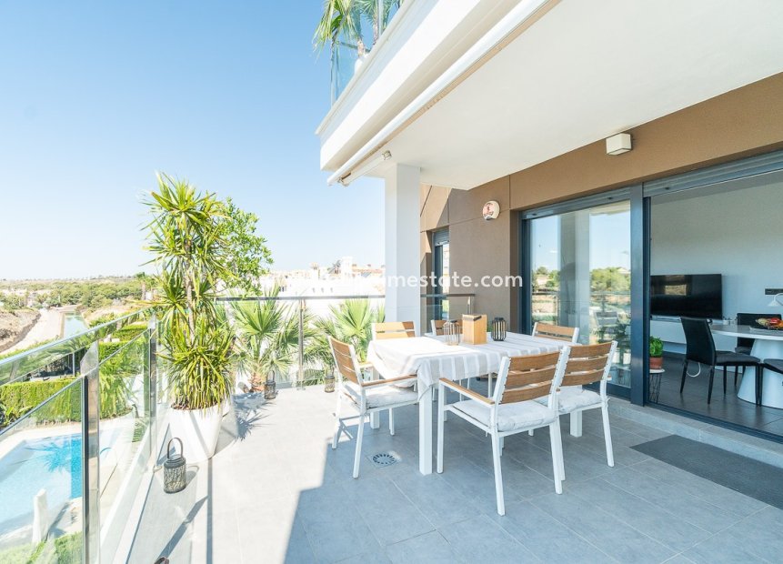 Resale - Apartment -
Orihuela Costa - Villamartín