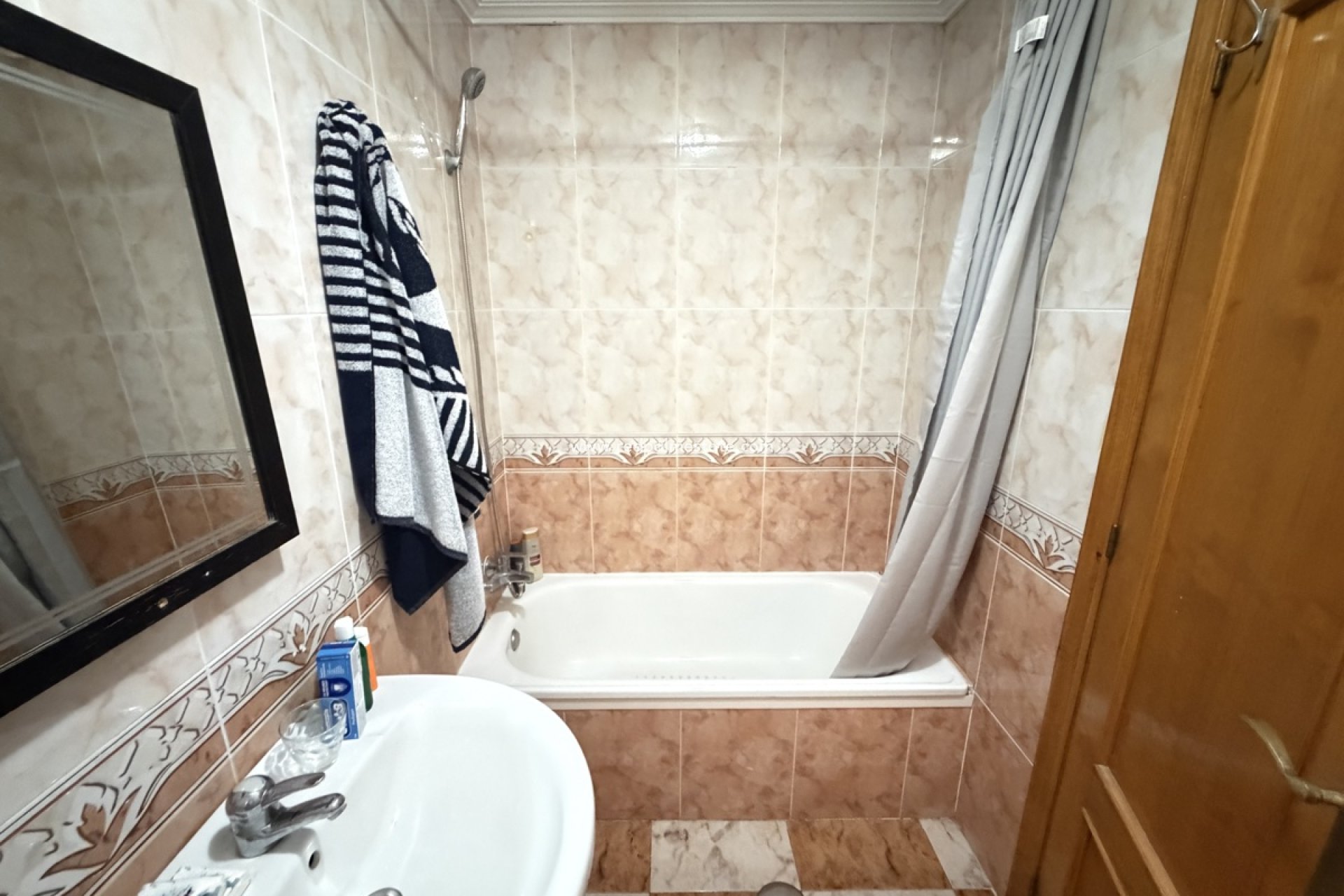 Resale - Apartment -
Orihuela Costa - Villamartín