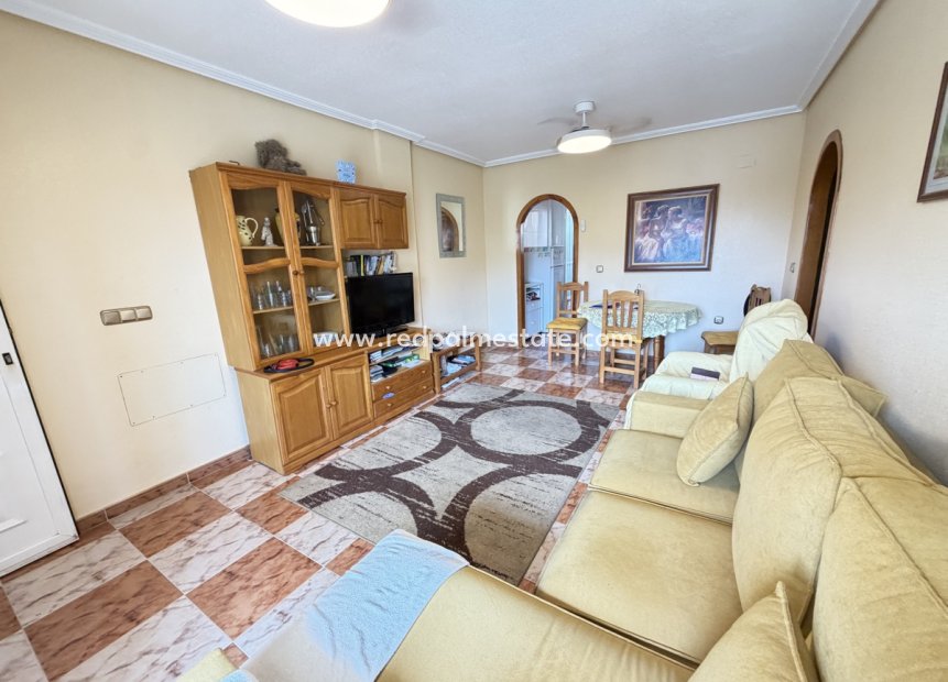 Resale - Apartment -
Orihuela Costa - Villamartín