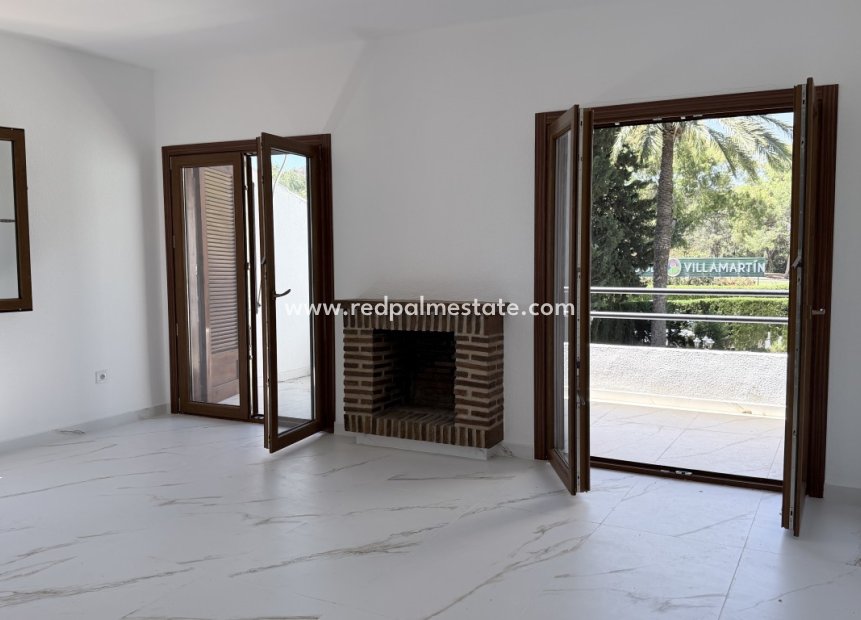 Resale - Apartment -
Orihuela Costa - Villamartín