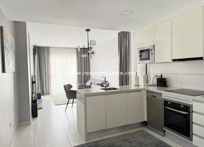 Resale - Apartment -
Orihuela Costa - Villamartín