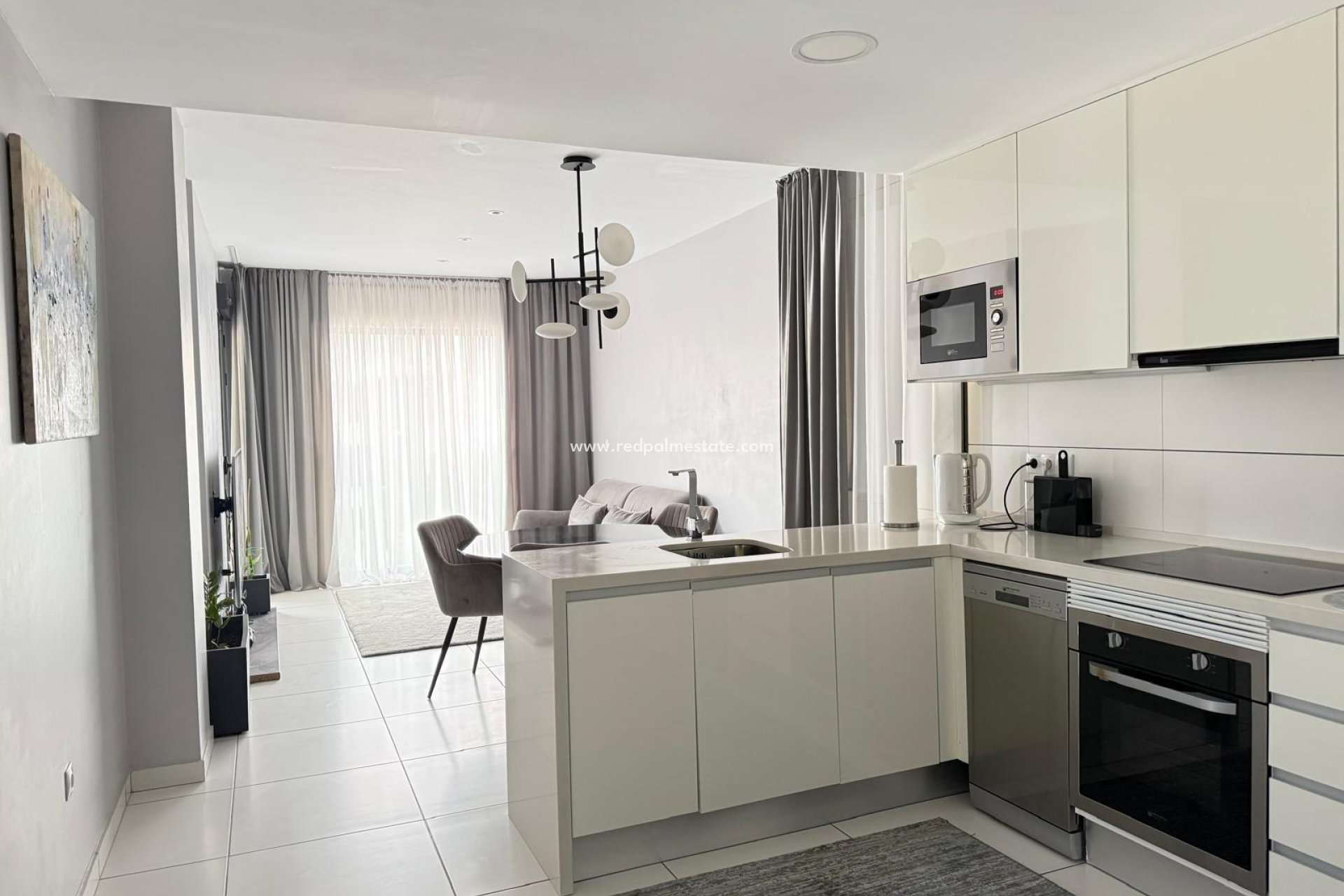 Resale - Apartment -
Orihuela Costa - Villamartín