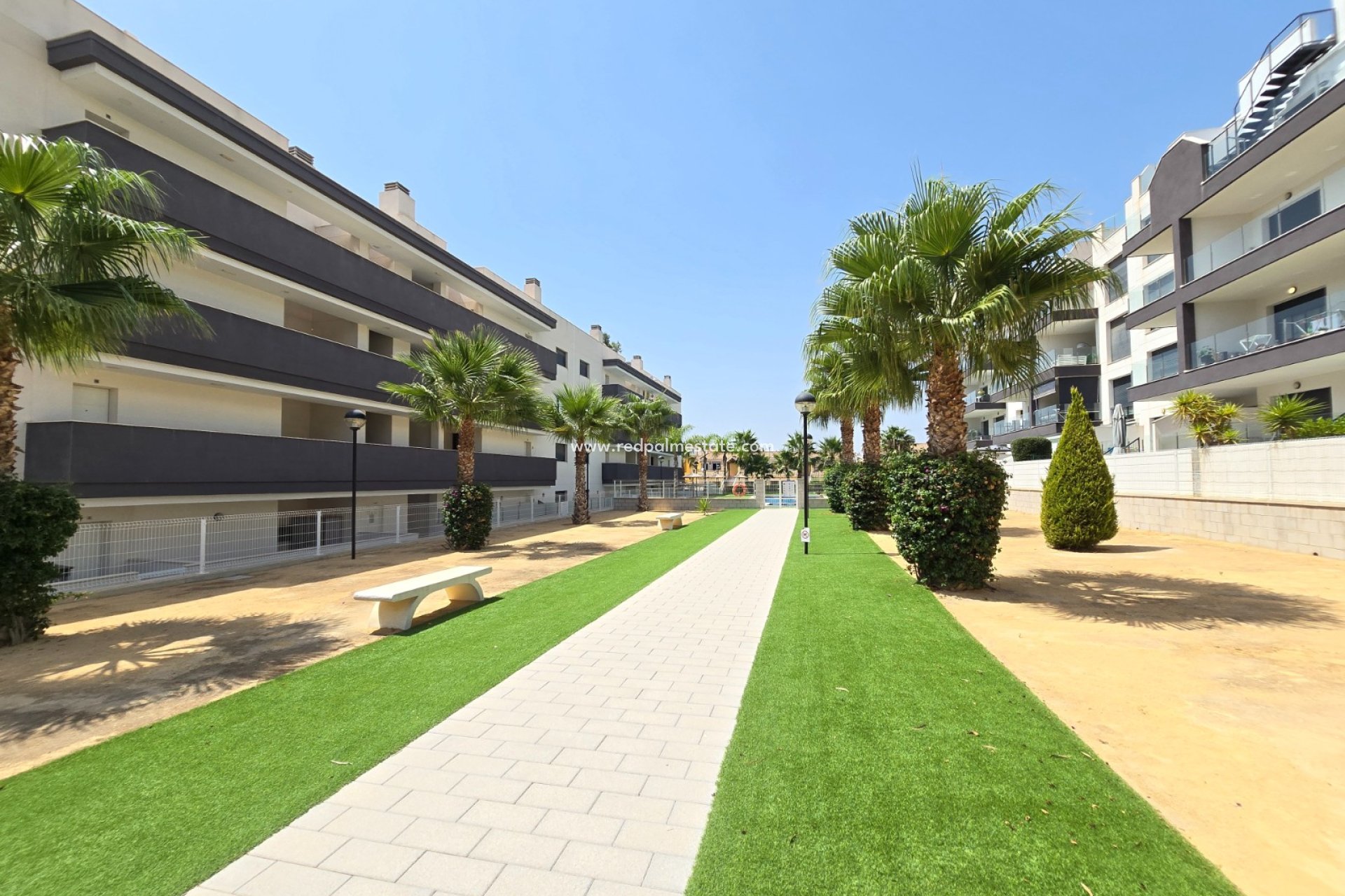 Resale - Apartment -
Orihuela Costa - Villamartín