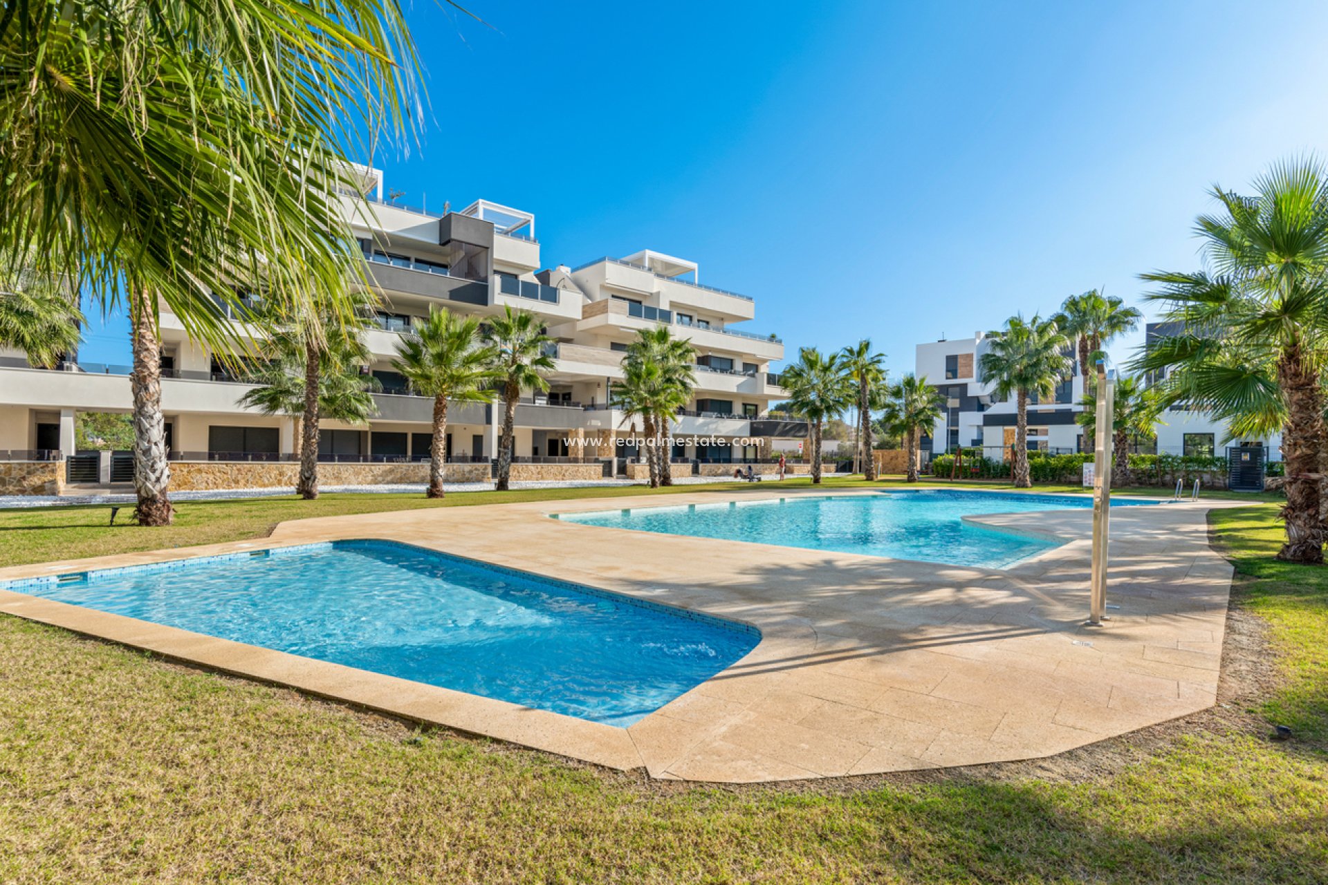 Resale - Apartment -
Orihuela Costa - Villamartín